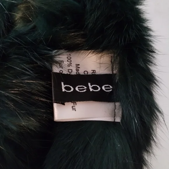 Two Rabbit Fur Collars - Picture 7 of 11